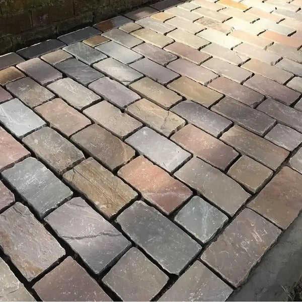 Tumbled Raj green sandstone cobble setts 200 x 100 x 50